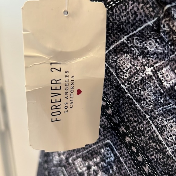 NWT Forever 21 Black/Grey/Cream Short Dress Size S - Picture 3 of 4